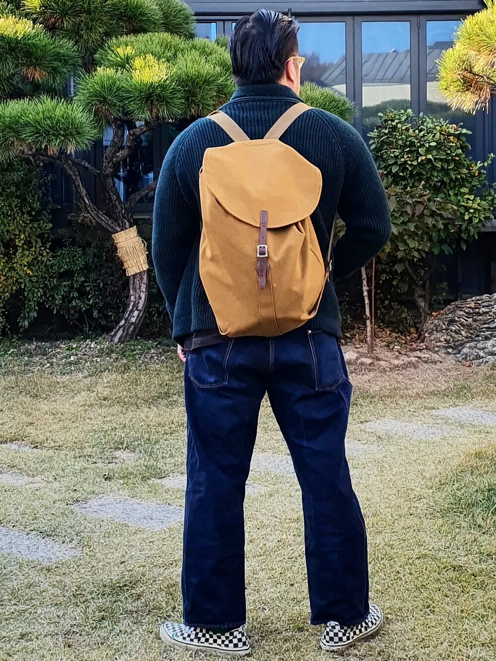 「COOTIE、At last&co、vlindfiles、korea」｜「COOTIE PRODUCTIONSのアイテム（カーディガン/ボレロ、ブルー系）」を使った、Herringさん（メンズ・178cm）の秋コーディネートの2枚目の写真