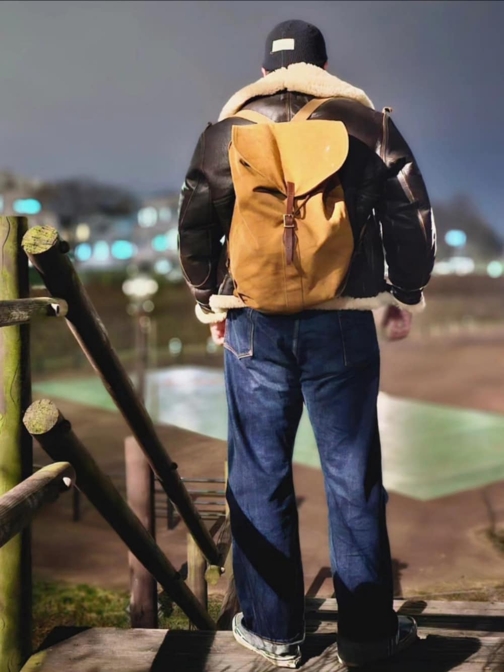 「At last&co、butcherproducts、アメカジコーデ、Aero Leathers、korea」｜「BUTCHER PRODUCTSのアイテム（スウェット、ベージュ系）」を使った、Herringさん（メンズ・178cm）の冬コーディネートの2枚目の写真