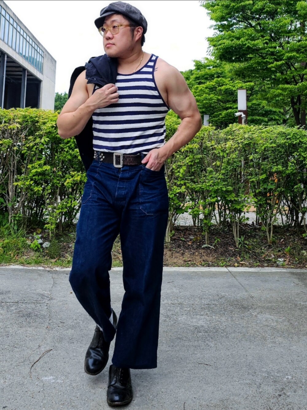 「At last&co、butcherproducts、timewornclothing」｜「At Last&Coのアイテム（ジャケット/アウター、その他）」を使った、Herringさん（メンズ・178cm）の春コーディネートの5枚目の写真