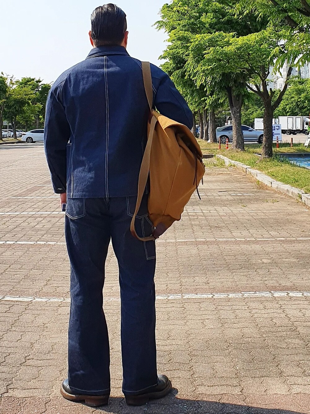 「At last&co、butcherproducts、timewornclothing、white boots」｜「At Last&Coのアイテム（トップス、その他）」を使った、Herringさん（メンズ・178cm）の春コーディネートの3枚目の写真