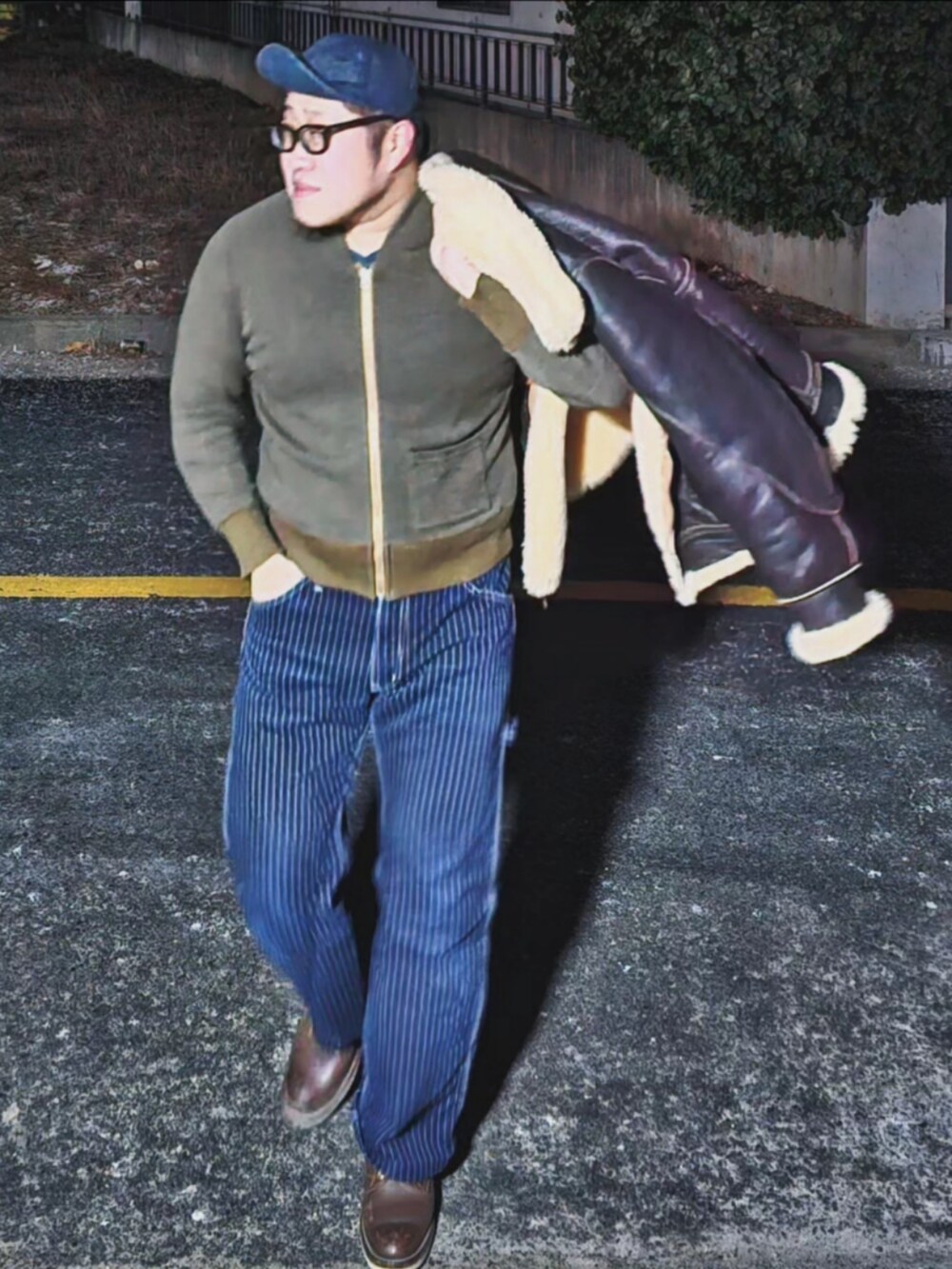 「Real McCoy's、Aero Leathers、IRON HEART、viberg、アメカジ」｜「THE REAL McCOY'Sのアイテム（カーディガン/ボレロ、グリーン系）」を使った、Herringさん（メンズ・178cm）の冬コーディネートの5枚目の写真