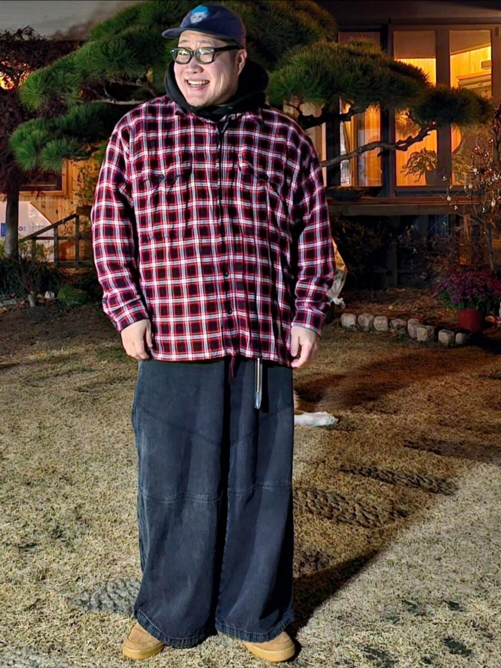 「WILLY CHAVARRIA、patagonia、FUCT、NIKE、korea」｜「fuctのアイテム（パーカー、ブラック系）」を使った、Herringさん（メンズ・178cm）の冬コーディネートの5枚目の写真