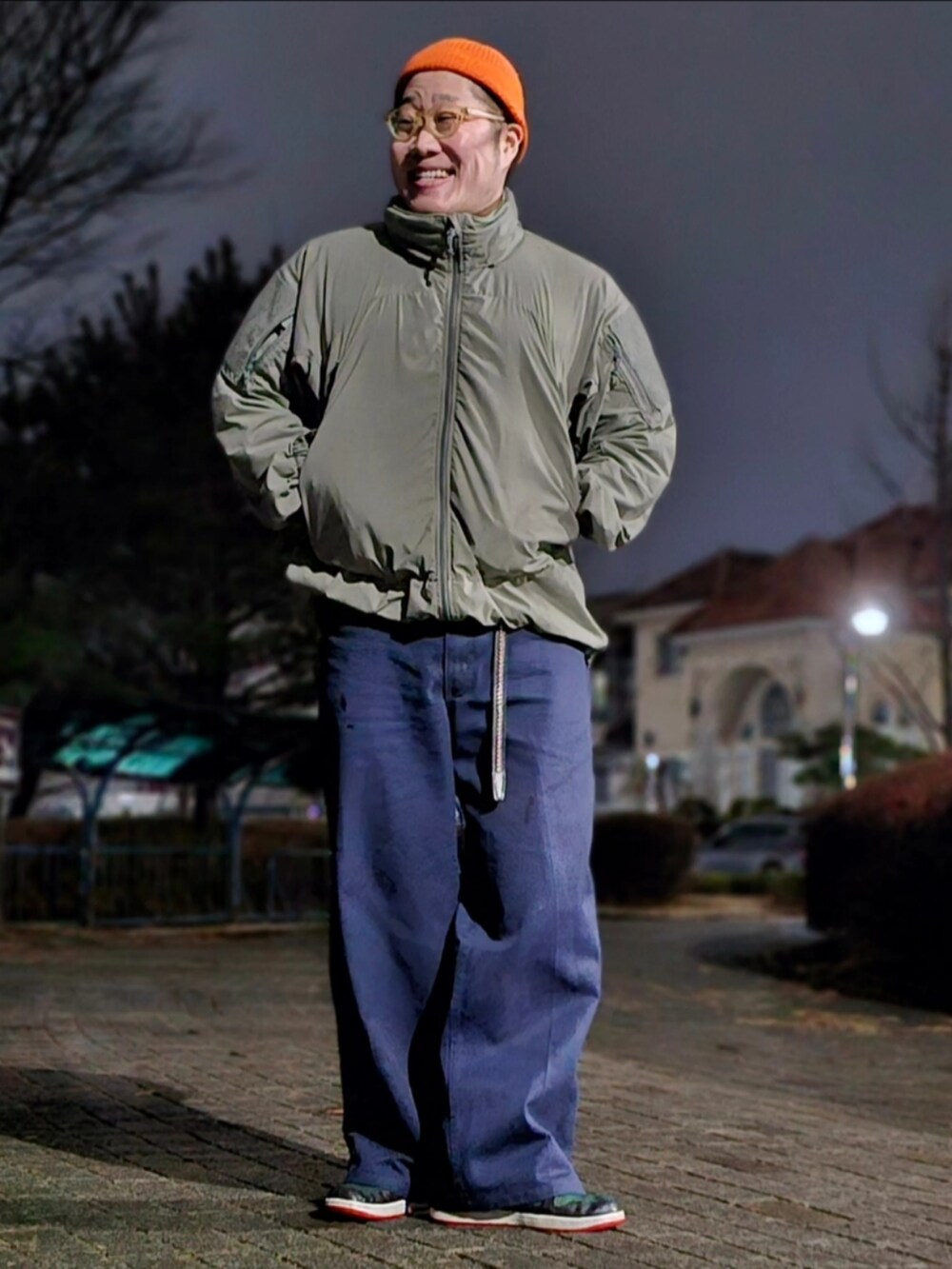 「patagonia、patagoniaMars、bendavis、ultra violence、JOJO」｜「BEN DAVISのアイテム（その他パンツ、ブルー系）」を使った、Herringさん（メンズ・178cm）の春コーディネートの3枚目の写真