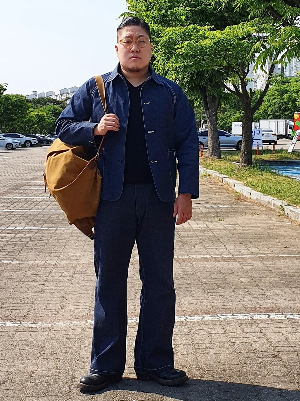 「At last&co、butcherproducts、timewornclothing、white boots」｜「At Last&Coのアイテム（トップス、その他）」を使った、Herringさん（メンズ・178cm）の春コーディネートの2枚目の写真
