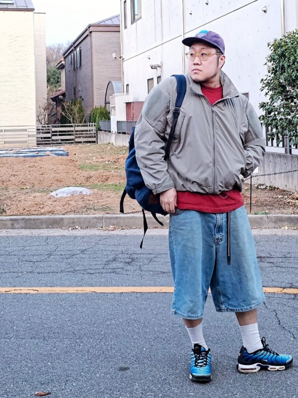 「patagoniaMars、patagonia、PRIMALOFT、USARMY、south2west8」｜「patagoniaのアイテム（マウンテンパーカー、グレー系）」を使った、Herringさん（メンズ・178cm）の春コーディネートの4枚目の写真