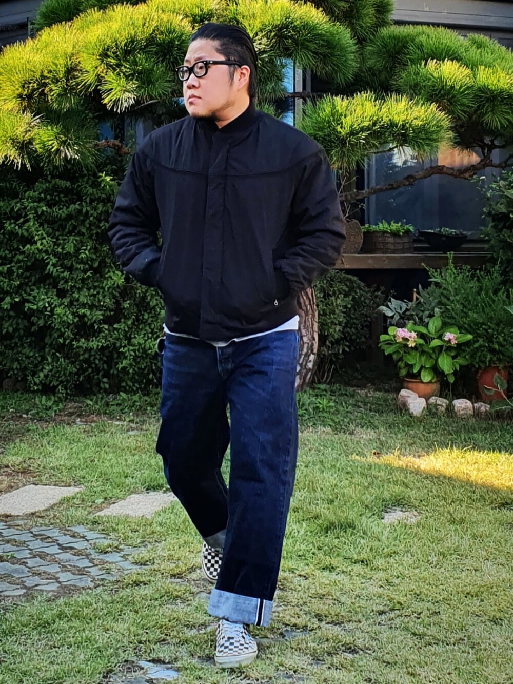 「derby jacket、FUCT、atlast&co、VANS、EFFECTOR」｜「EFFECTORのアイテム（メガネ、ブラック系）」を使った、Herringさん（メンズ・178cm）の秋コーディネートの3枚目の写真