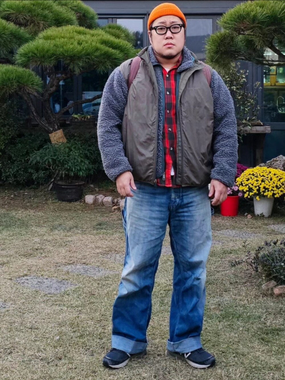 「outdoor、patagonia、patagoniaMars、chouinard dragon」｜「LEUCHTFEUERのLEUCHTFEUER: WALFANGER（ニットキャップ/ビーニー、オレンジ系）」を使った、Herringさん（メンズ・178cm）の秋コーディネートの2枚目の写真