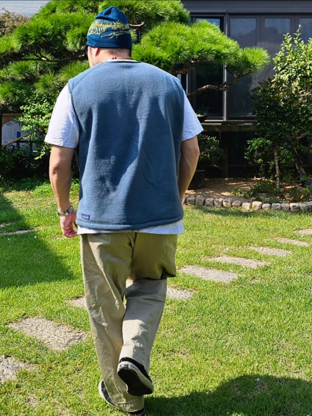 「amerivintage、patagonia、FUCT、aries」｜「ARIESのアイテム（ニットキャップ/ビーニー、その他）」を使った、Herringさん（メンズ・178cm）の秋コーディネートの2枚目の写真