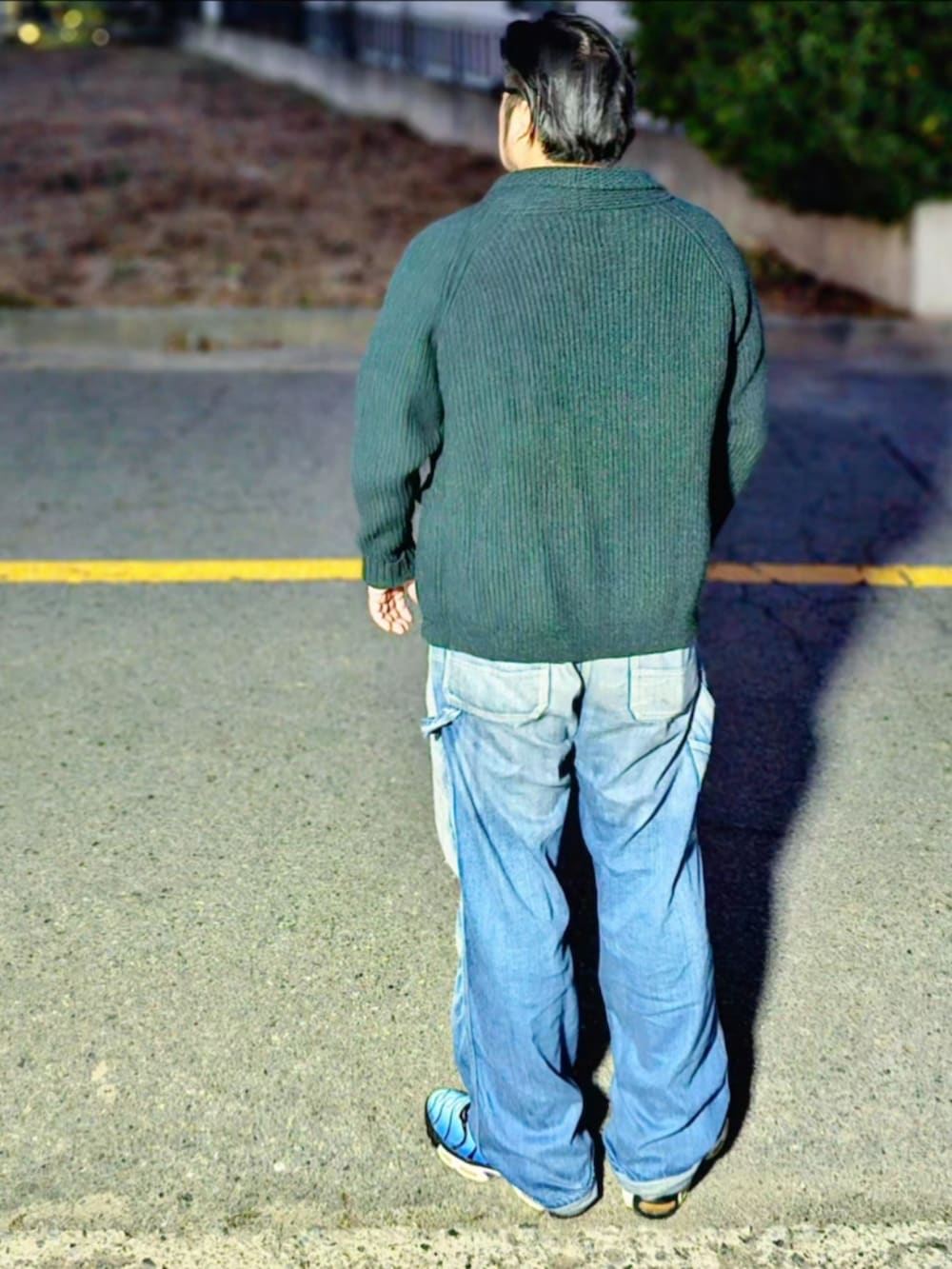 「COOTIE、FUCT、minedenim、NIKE」｜「COOTIE PRODUCTIONSのアイテム（カーディガン/ボレロ、その他）」を使った、Herringさん（メンズ・178cm）の秋コーディネートの2枚目の写真