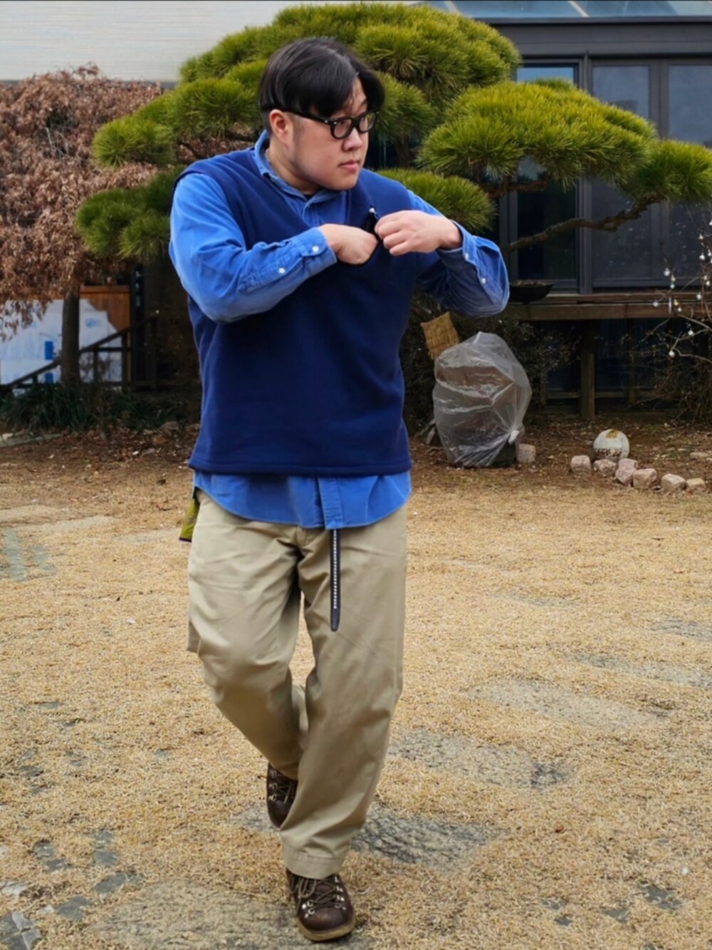 「patagonia、Ralph Lauren、USNAVY、south2west8、Danner」｜「South2 West8のアイテム（バックパック/リュック、グリーン系）」を使った、Herringさん（メンズ・178cm）の冬コーディネートの4枚目の写真