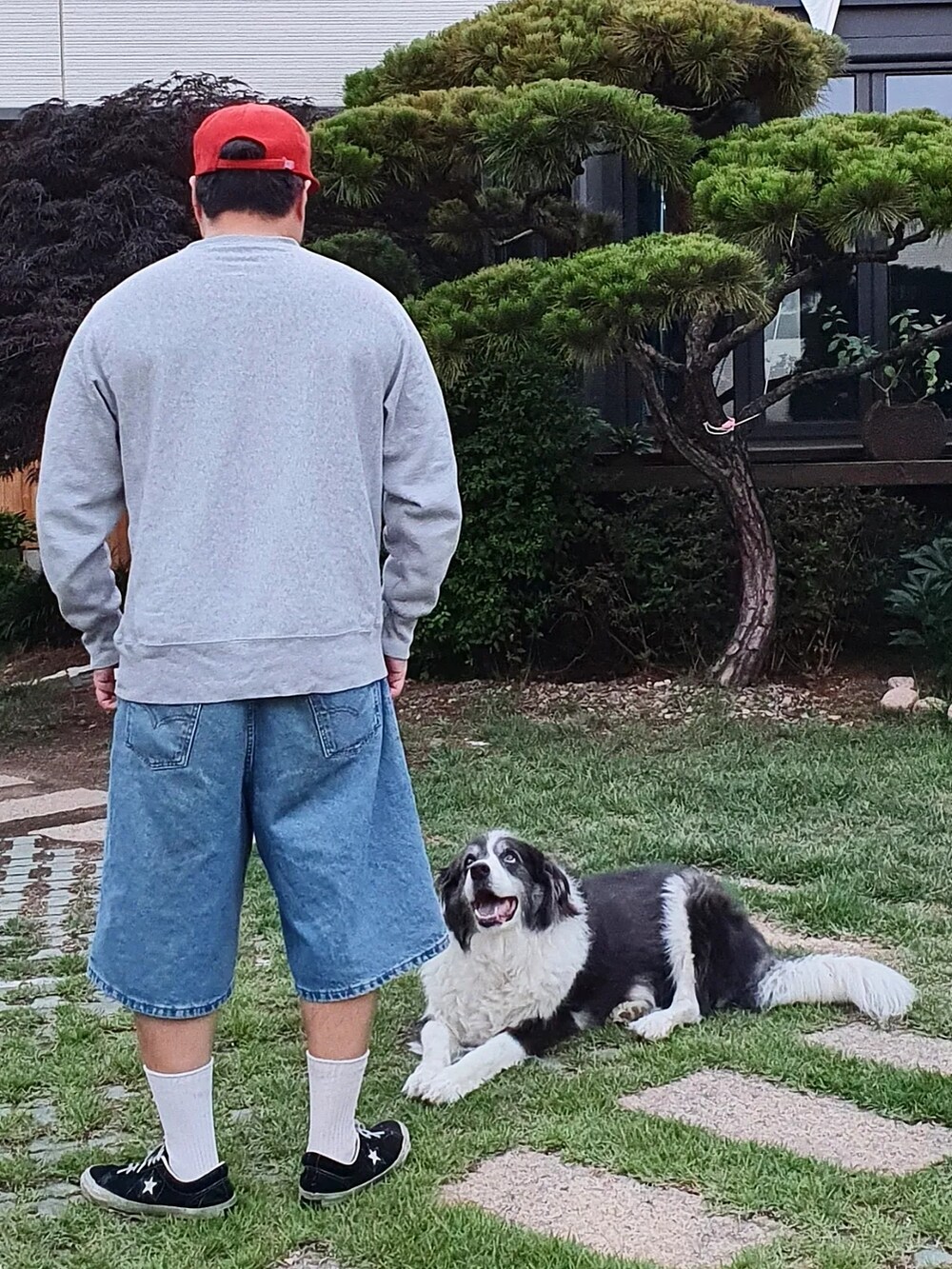 「Ocean pacific、supreme、Levis、onestar、converse、bordercollie」｜「Ocean Pacificのアイテム（キャップ、レッド系）」を使った、Herringさん（メンズ・178cm）の夏コーディネートの2枚目の写真