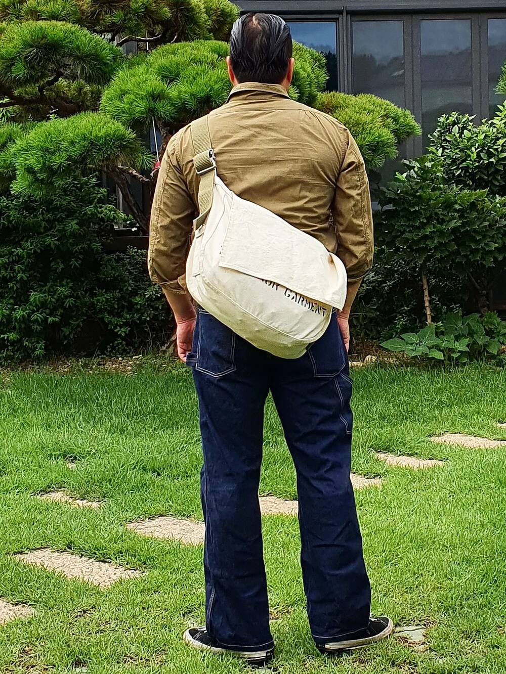 「At last&co、Vintage converse」｜「At Last&Coのアイテム（トップス、その他）」を使った、Herringさん（メンズ・178cm）の夏コーディネートの2枚目の写真