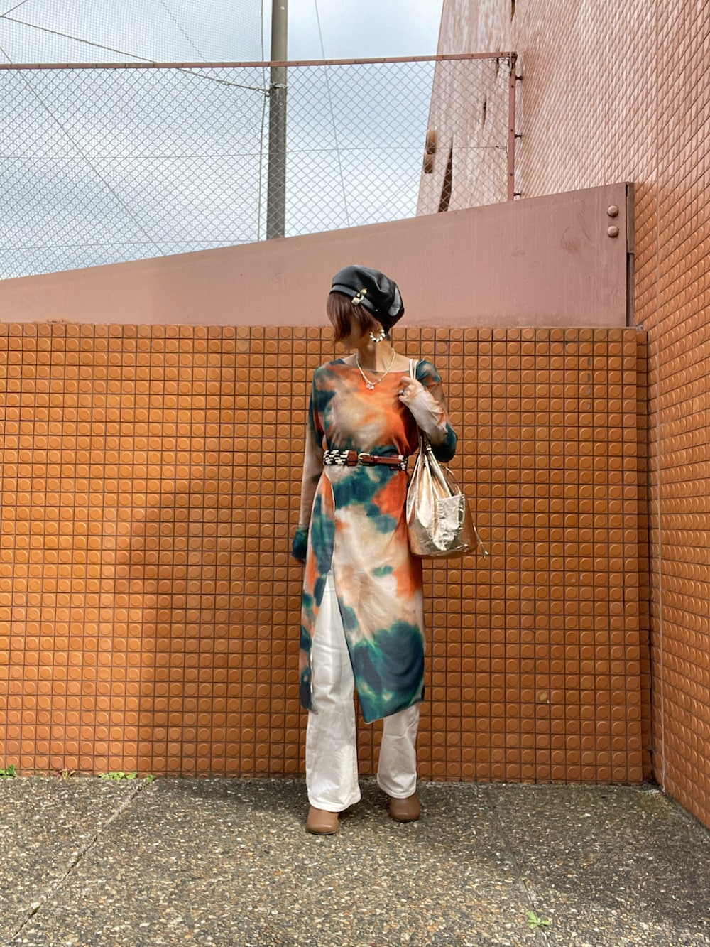「ベレー帽、秋ルック紹介するよ、休日スタイル、ワンピース、デニム、フレアパンツ、デニムジャケット、チュール、今日のコーデ、ミュール、パンツスタイル、デニムパンツ、moussy、カラーコーデ、しまむら」｜「EVOLの【EVOL】  オブリークトゥミュール BR23478（パンプス、ブラウン系）」を使った、tink0804さん（レディース・157cm）の秋コーディネートの2枚目の写真