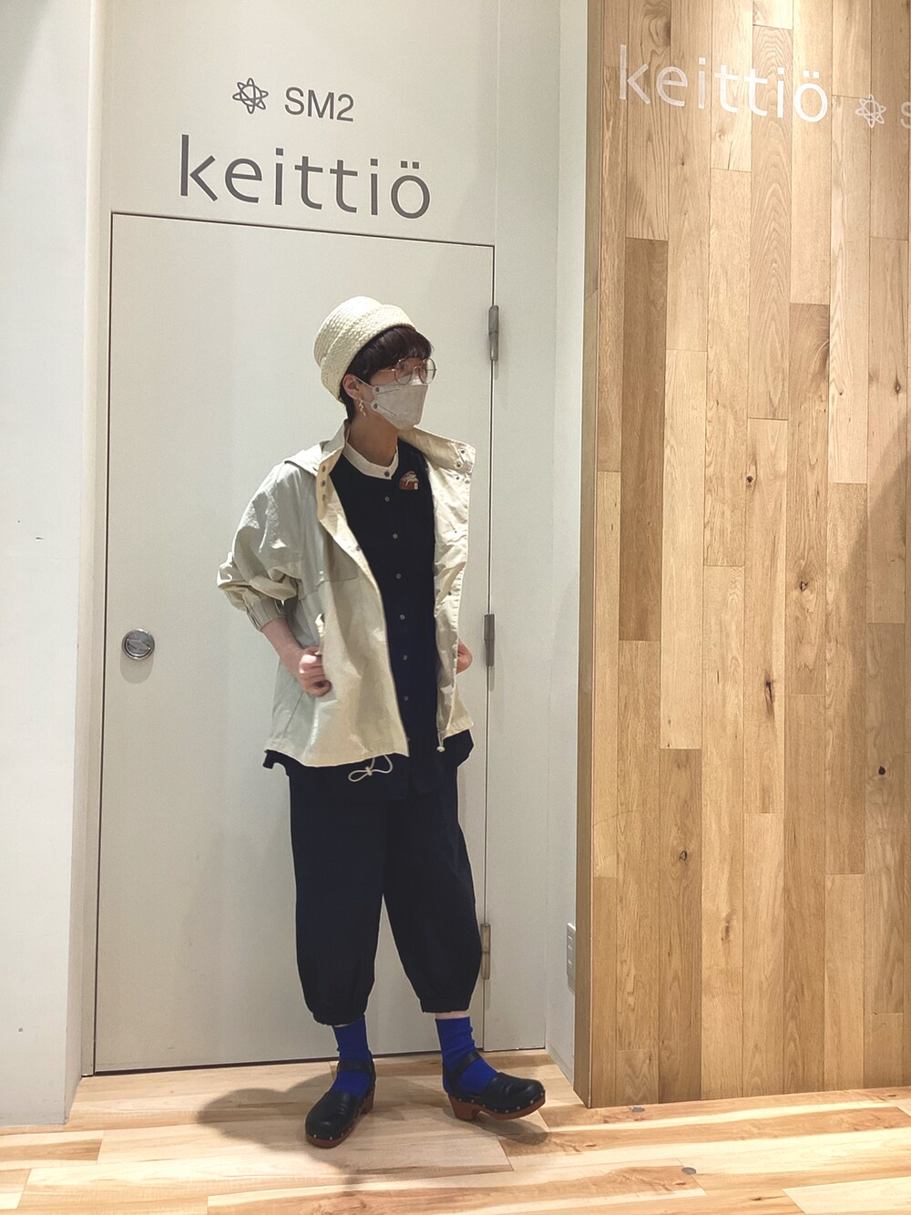 「オトナ女子、春カラー、ラクチンコーデ、サマンサ モスモス(Samansa Mos2)、SM2、sm2、SM 2keittio、イオンモールとなみ」｜「Samansa Mos2の綿麻バルーンパンツ（その他パンツ、ブラック系）」を使った、keittioとなみさん（レディース・167cm）の春コーディネートの4枚目の写真