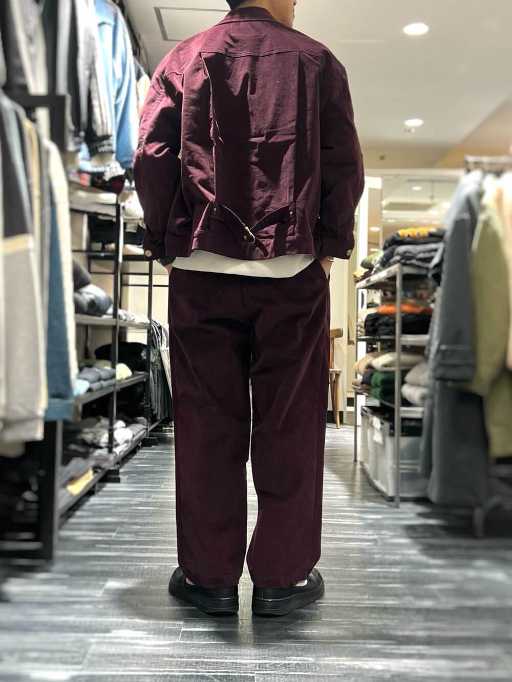 「セットアップ、セットアップスタイル、コーデュロイ、ファッション好きと繋がりたい、usboarder、ボルドー、ストリート、きれい目カジュアル、WEARyouthコーデ」｜「U.S.BOARDERのアイテム（ジャケット/アウター、その他）」を使った、NBTさん（メンズ・178cm）の冬コーディネートの2枚目の写真