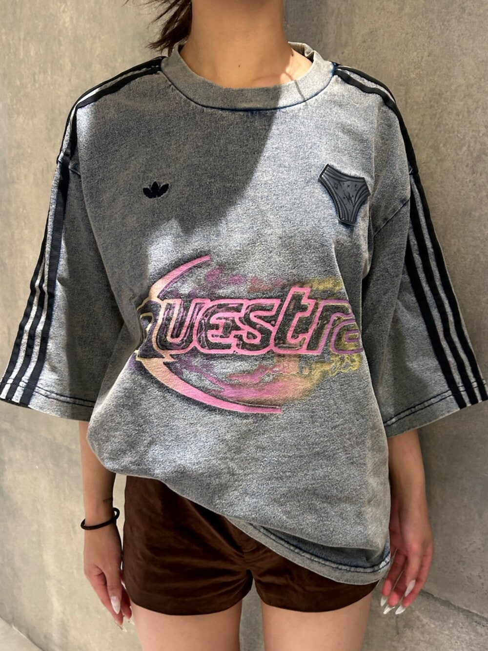 アディレニウム シーズン 5 オーバーサイズ デニム Tシャツ、F50