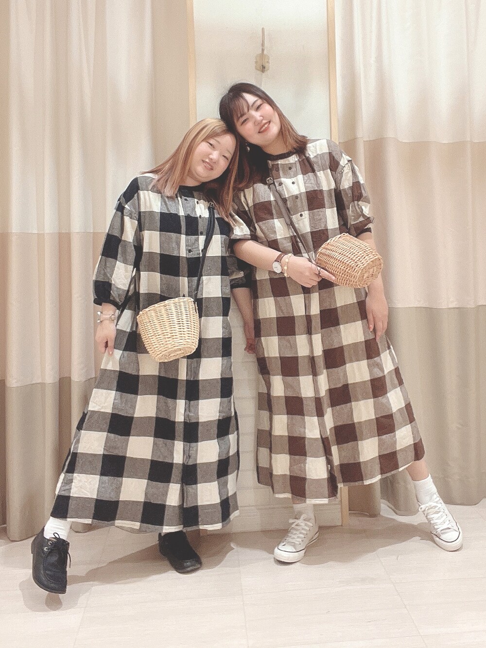 「夏コーデ、シンプルコーデ、楽チンコーデ、大人かわいい、オトナガーリー、低身長コーデ、高身長コーデ、Samansa Mos2、サマンサ モスモス(Samansa Mos2)、SM2、SM2 keittio イオンタウン富士南店、お洒落さんとつながりたい、おしゃれさんと繋がりたい」｜「Samansa Mos2のアイテム（ワンピース/ドレス、ブラウン系）」を使った、🌷○° おまゆさん（レディース・163cm）の春コーディネートの2枚目の写真