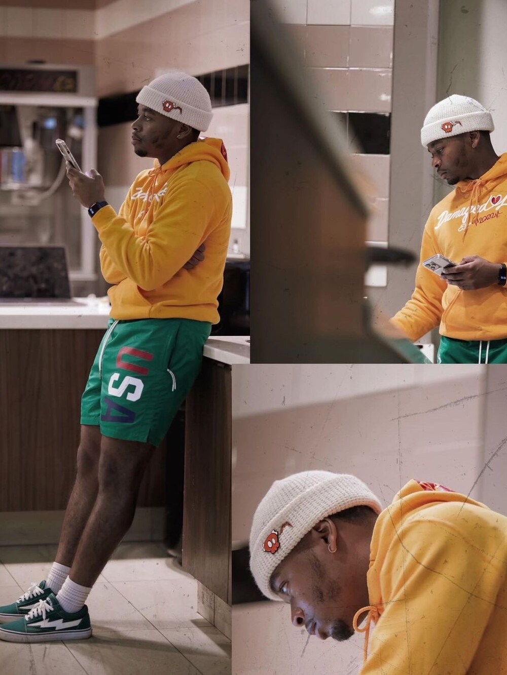 ゴールド系のパーカーを着用したメンズの冬コーディネートの2枚目の写真