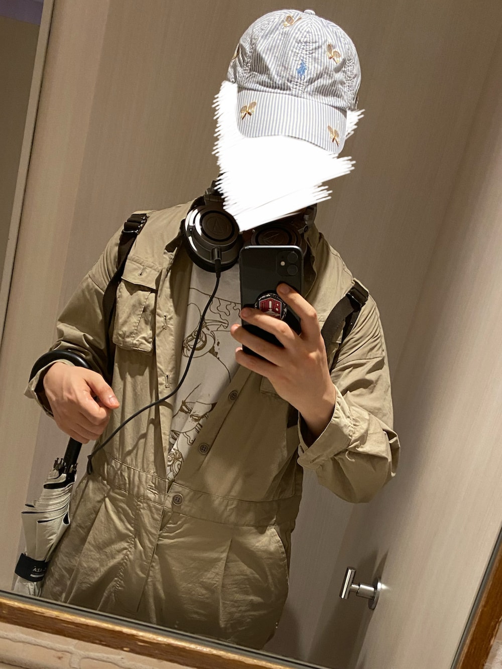 「シンプルスタイル、オールインワン、Tシャツコーデ、アラフォーコーデ、ベースボールキャップ」｜「FRAPBOISのクリーン ジャンプスーツ（つなぎ/オールインワン、ベージュ系）」を使った、unwearableghostさん（メンズ・169cm）の夏コーディネートの2枚目の写真