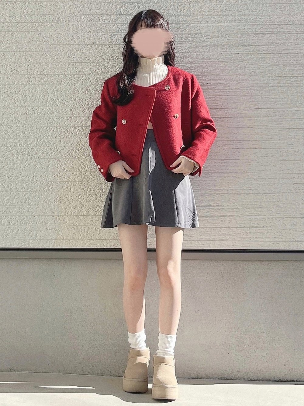 「タートルネック、ブーツ、韓国ファッション、冬コーデ、冬アウター、休日スタイル、クリスマスに着たい服、マイベストコーデ2023、赤、お出かけコーデ、コート」｜「SNIDELのツイードジャケット（その他アウター、レッド系）」を使った、yuririn*さん（レディース・156cm）の冬コーディネートの2枚目の写真