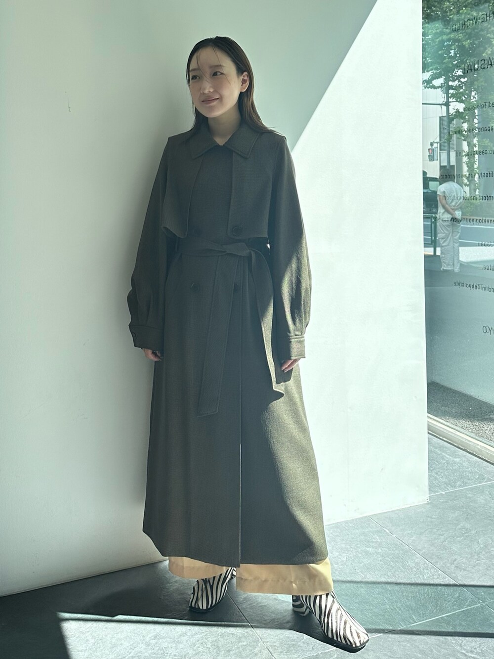 「トレンチコート、PUBLIC TOKYO、秋コーデ」｜「PUBLIC TOKYOのオーバーヨークトレンチコート（トレンチコート、その他）」を使った、ｎａｎａさん（レディース・152cm）の秋コーディネートの3枚目の写真