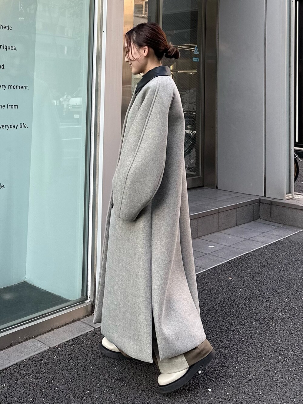 「コート、アウター、PUBLIC TOKYO」｜「PUBLIC TOKYOのツイードボンディングコート（ステンカラーコート、ベージュ系）」を使った、ｎａｎａさん（レディース・152cm）の秋コーディネートの3枚目の写真