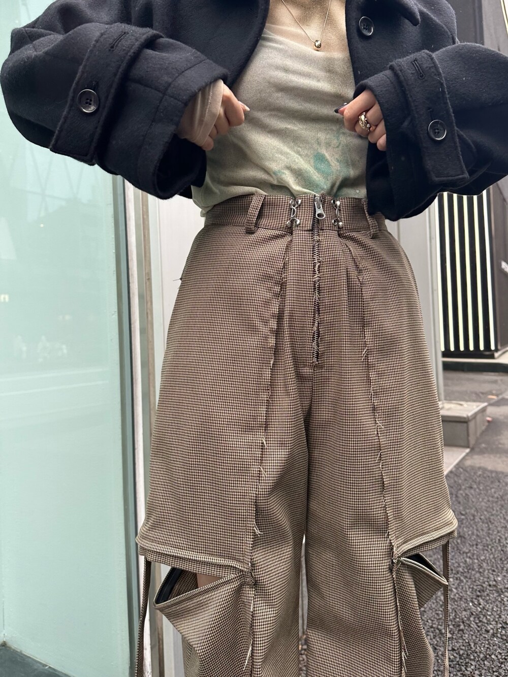 「パンツスタイル、パブリックトウキョウ、ショートコート」｜「PUBLIC TOKYOのマルチウェイジレコート（ステンカラーコート、ブラック系）」を使った、ｎａｎａさん（レディース・152cm）の秋コーディネートの5枚目の写真