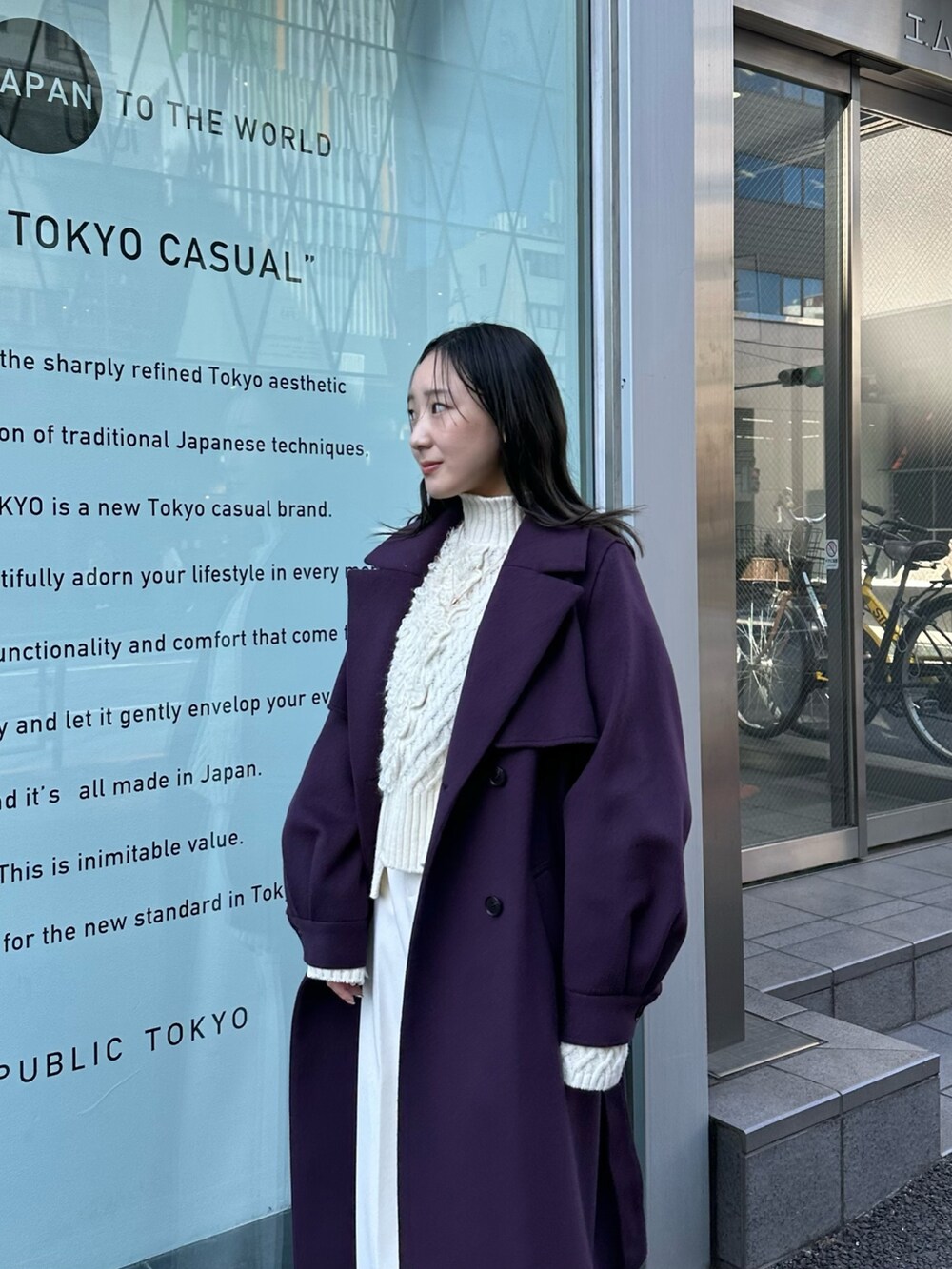 「紫コート、PUBLIC TOKYO、コート」｜「PUBLIC TOKYOのオーバーヨークコート（チェスターコート、レッド系）」を使った、ｎａｎａさん（レディース・152cm）の秋コーディネートの3枚目の写真