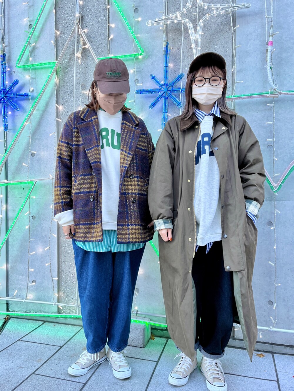 「クリスマスに着たい服、クリスマス、リンクコーデ、親子コーデ、チャオパニックティピー(CIAOPANIC TYPY)、レイヤードスタイル、barbour、ラルフローレン、サンタとトナカイ、マイベストコーデ2021、ストライプシャツ、カーキ、シャツスタイル、ロゴスウェット、冬アウター」|「POLO RALPH LAUREN CHILDRENSWEARのストライプド コットン ポプリン シャツ(シャツ/ブラウス、ブルー系)」を使った、yo_yoさん(キッズ・100cm)の冬コーディネートの5枚目の写真