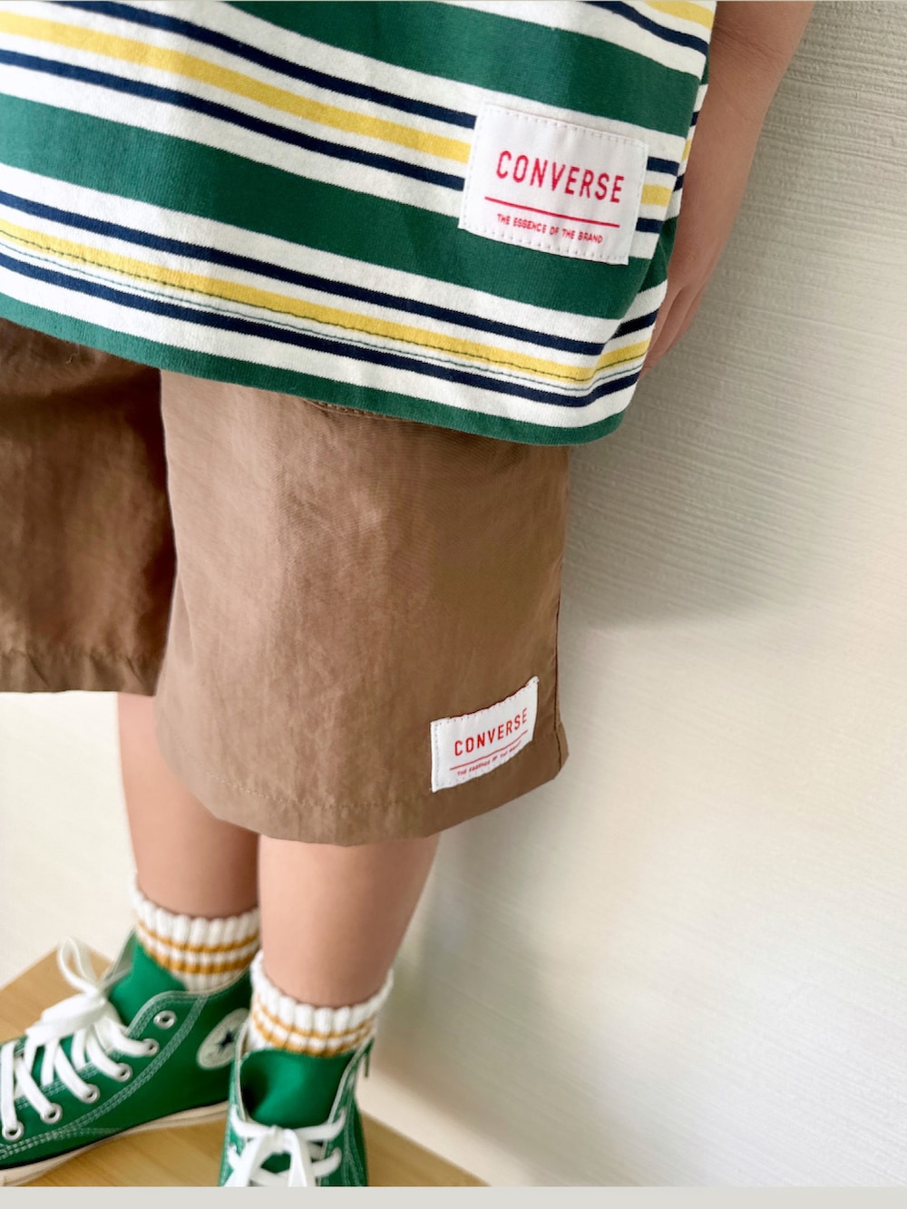 「春めき満開コーデ、春色、ボーダー、コンバース、converse、シンプルコーデ、ハイカットスニーカー、プチプラ、バースデイ、男の子、小学生、ハーフパンツ、グリーン、カジュアル、Tシャツ」｜「Birthdayのアイテム（Tシャツ/カットソー、グリーン系）」を使った、yo_yoさん（キッズ・127cm）の春コーディネートの3枚目の写真