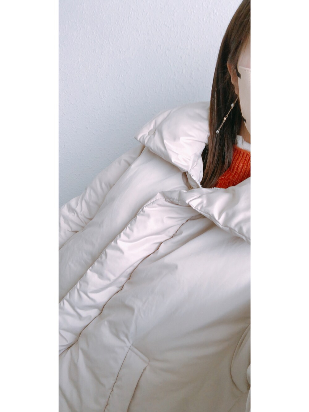 「talbyyumi、しまむら購入品、しまパト、しまむら、淡色女子、淡色コーデ、プチプラファッション、プチプラコーデ」｜「tal. by yumi.のアイテム（イヤリング、ゴールド系）」を使った、さやかさん（レディース・161cm）の冬コーディネートの2枚目の写真