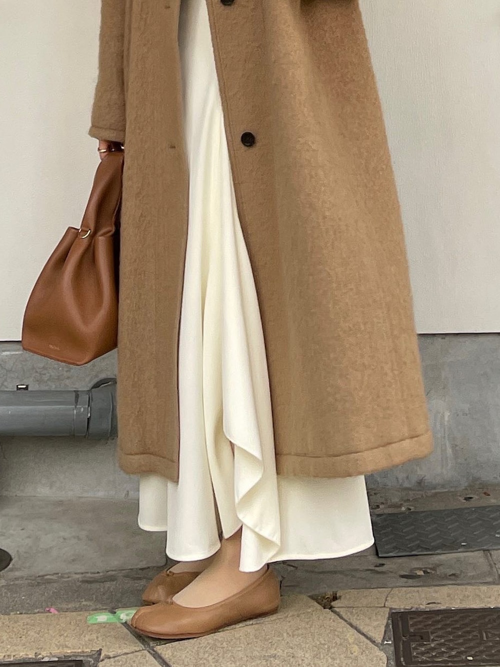 「Louere、カジュアルコーデ、ニット、冬コーデ、骨格ウェーブ」｜「lourenのアイテム（ジャケット/アウター、ベージュ系）」を使った、chieriさん（レディース・162cm）の冬コーディネートの5枚目の写真