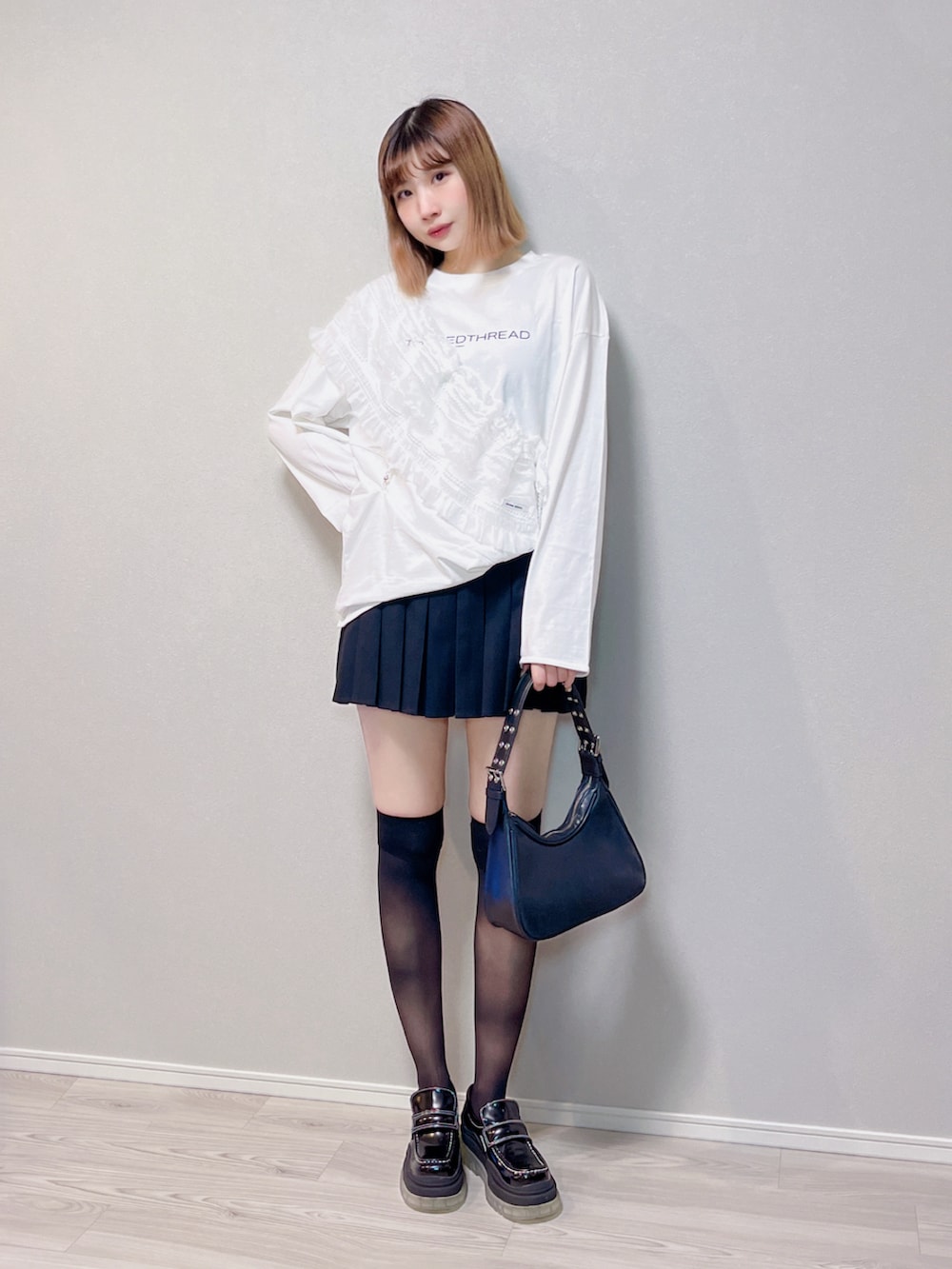 ZLY0924🍒｜theredthreadのTシャツ/カットソーを使った
