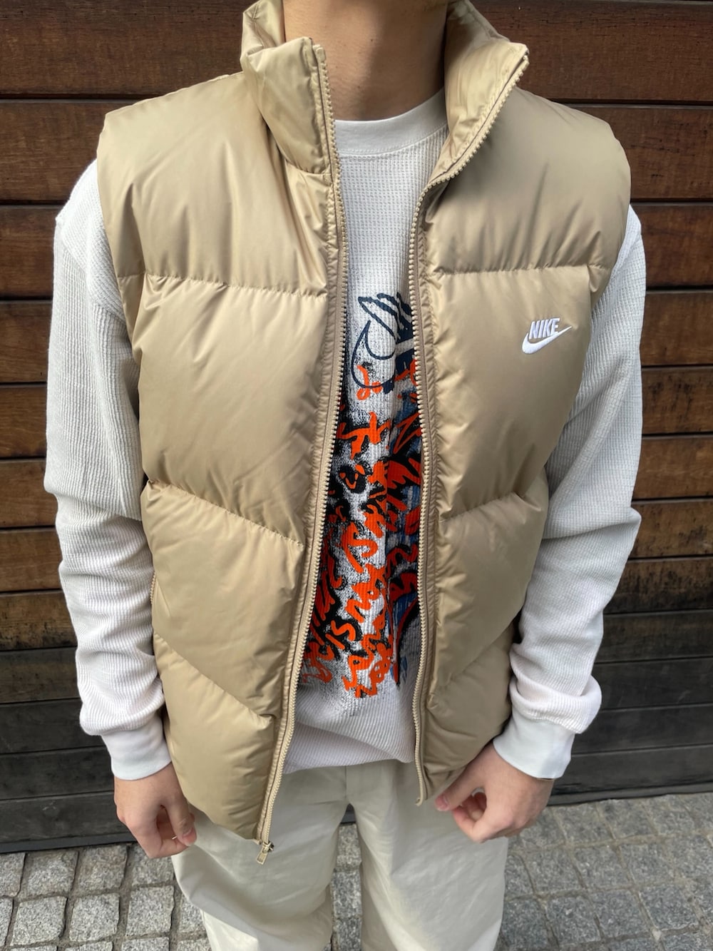 NIKEのダウンベストを使った人気ファッションコーディネート（ユーザー