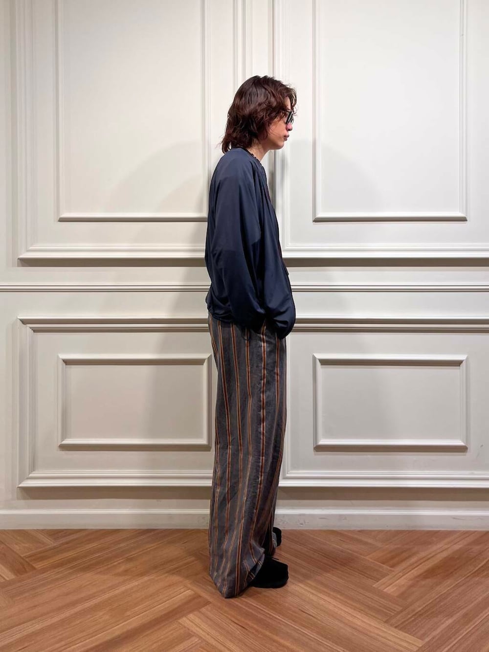 「URBANRESEARCH、knit、NANGA、newarrival、オフィスカジュアル、ur、crepuscule、blouson、紫外線対策、t-shirts、ラッシュガード、long-sleeve、水際アイテム、今から使える秋の先取りコーデ、ここでしか手に入らない別注アイテム」｜「crepusculeの『別注』crepuscule×UR　Washi Knit Long-Sleeve T-shirts（ニット/セーター、パープル系）」を使った、tkoさん（メンズ・174cm）の夏コーディネートの2枚目の写真