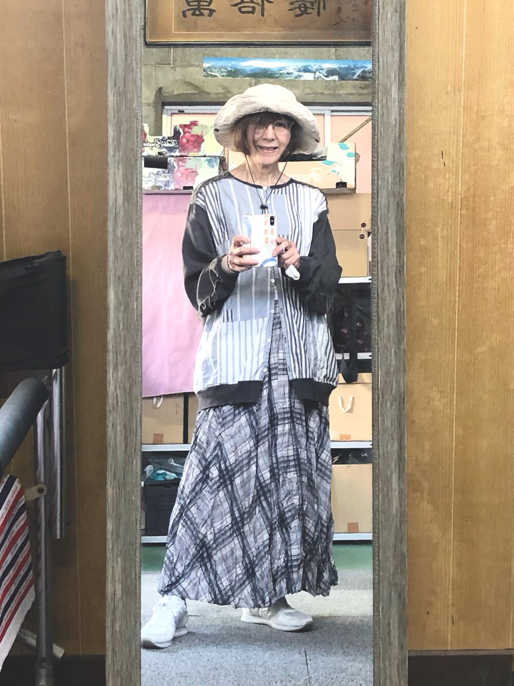 「古着MIX、プリーツスカート、ダメージ加工、オトナカジュアル」｜「SPOLOGUMのアイテム（シャツ/ブラウス、ホワイト系）」を使った、ruadaisukiさん（レディース・158cm）の春コーディネートの2枚目の写真