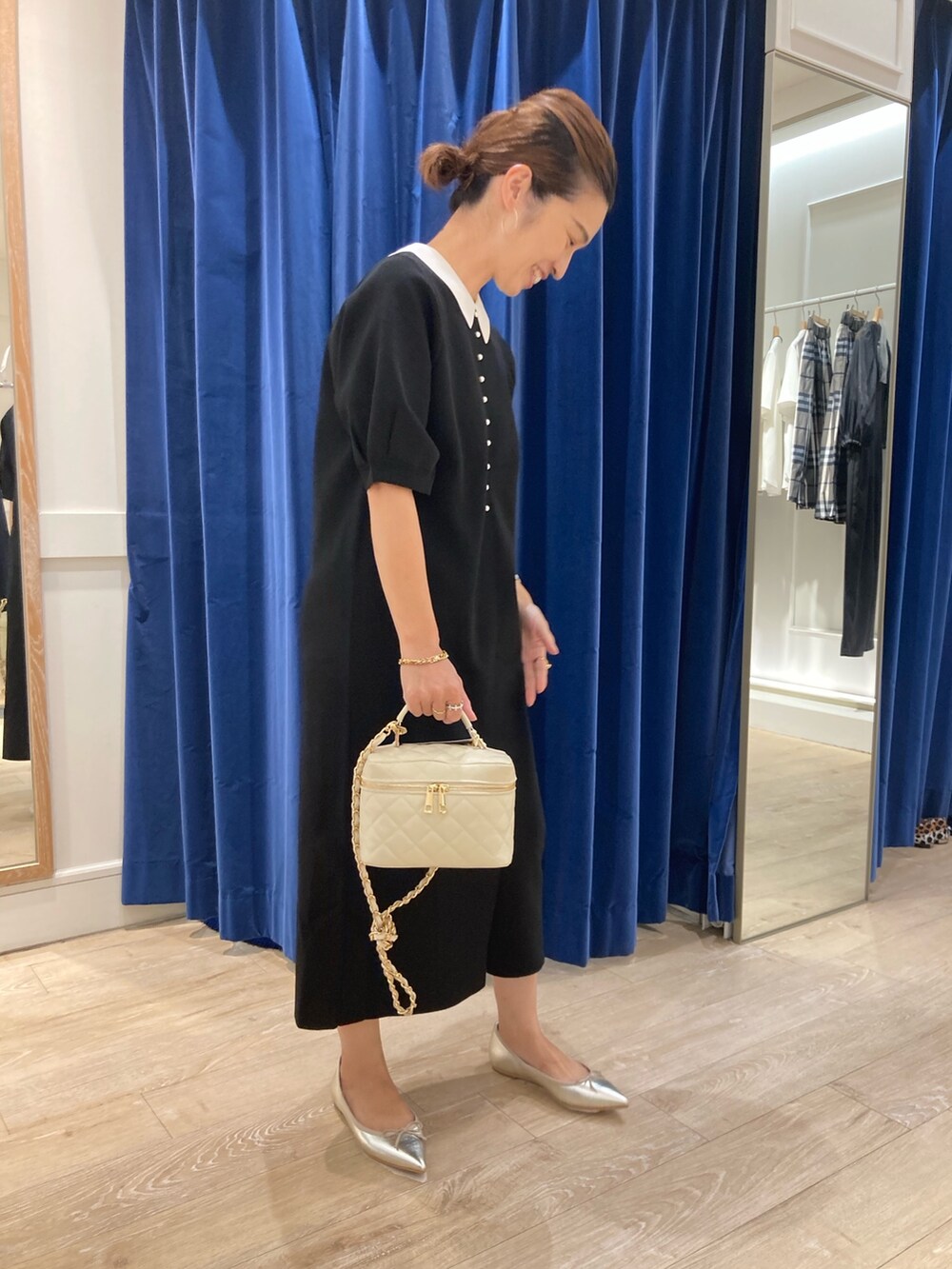 「2wayワンピース、ノーリーズ、小柄、ママコーデ、40代ファッション」｜「NOLLEY’Sの《手洗い可能》襟付き2WAY半袖ニットワンピース（ワンピース、ブラック系）」を使った、hiroさん（レディース・152cm）の夏コーディネートの3枚目の写真