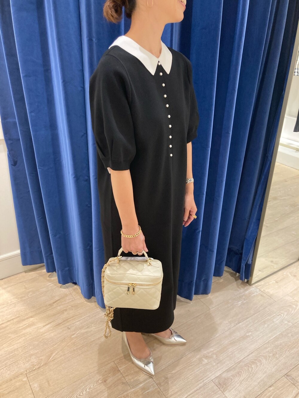 「2wayワンピース、ノーリーズ、小柄、ママコーデ、40代ファッション」｜「NOLLEY’Sの《手洗い可能》襟付き2WAY半袖ニットワンピース（ワンピース、ブラック系）」を使った、hiroさん（レディース・152cm）の夏コーディネートの5枚目の写真