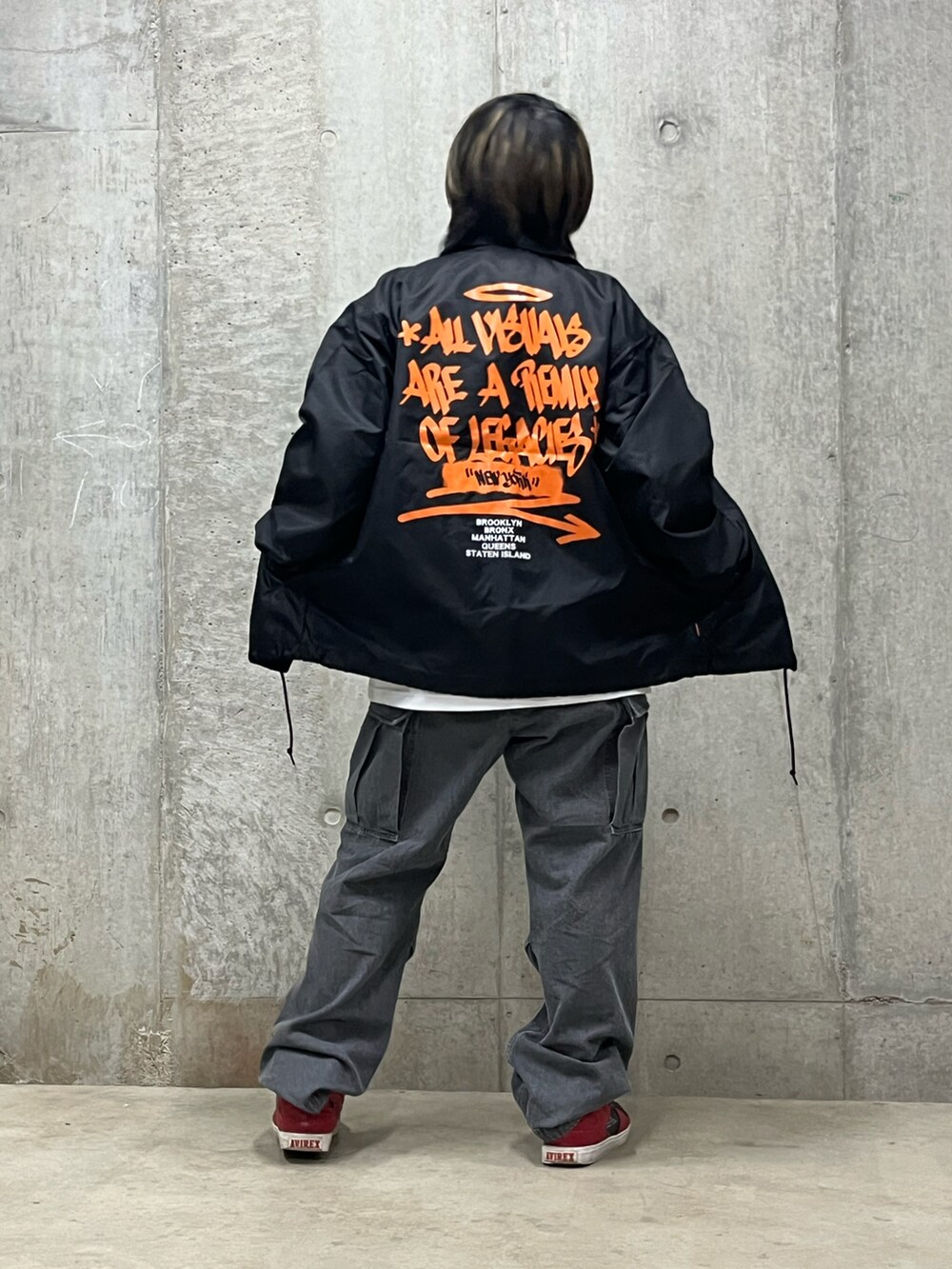 ナイロンジャケット（オレンジ系）を使った「メンズライク」の人気