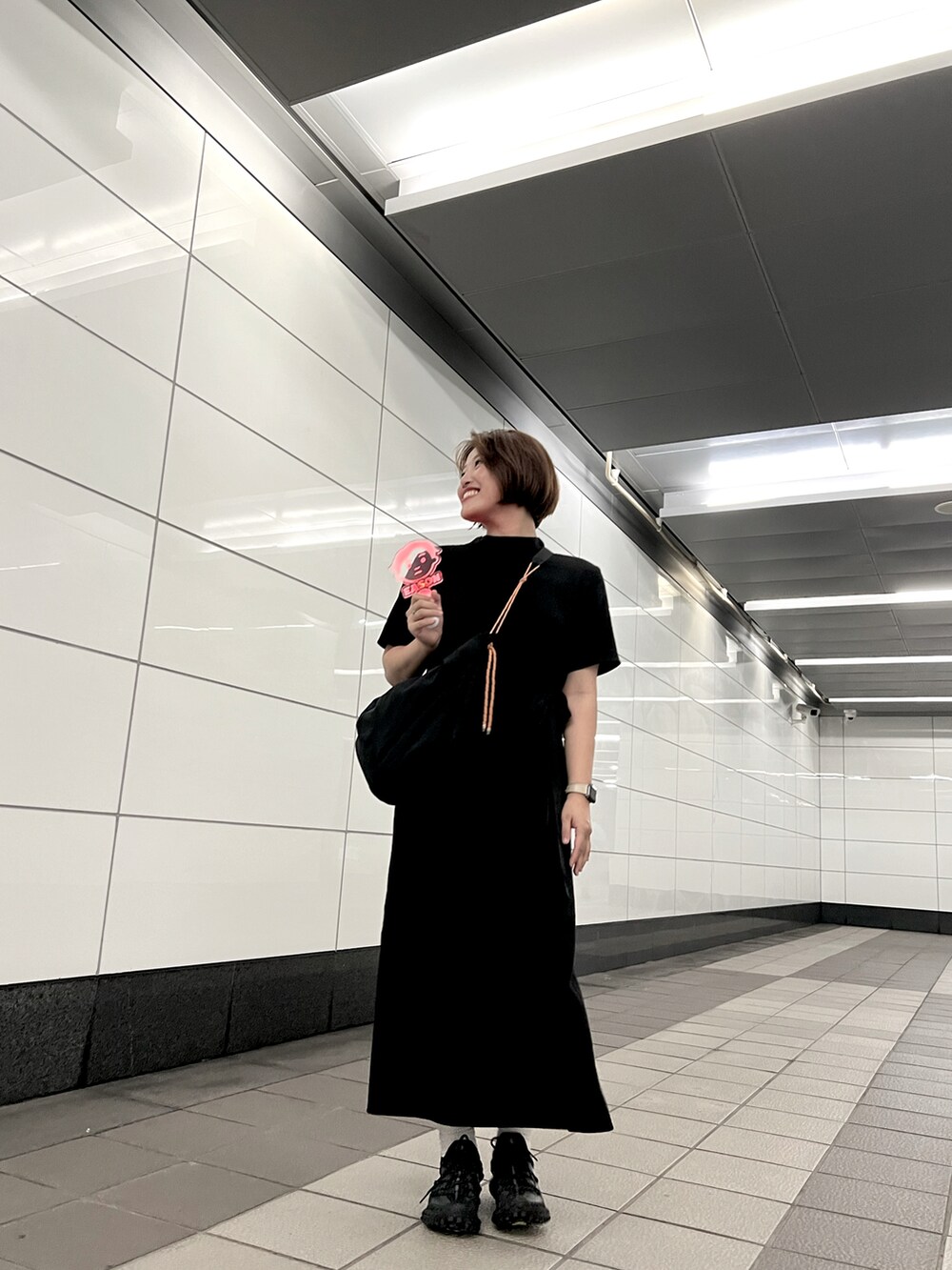 「Taipei arena」｜「0_1のアイテム（ワンピース、ブラック系）」を使った、April Wuさん（レディース・165cm）の夏コーディネートの2枚目の写真
