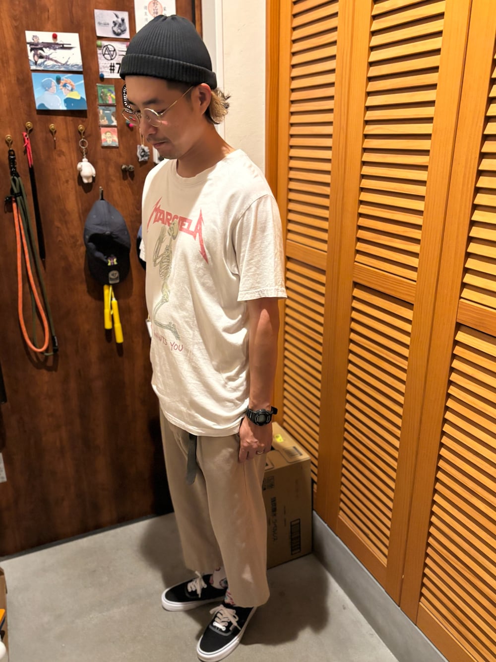 「Dickiesのアイテム（チノパンツ、ベージュ系）」を使った、ジェノサイダスさん（メンズ・171cm）の夏コーディネートの2枚目の写真