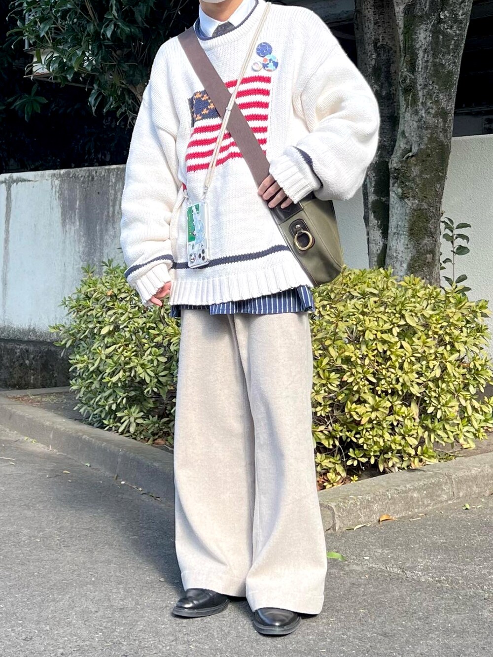 「春服デビュー宣言、古着、春コーデ、ゆるコーデ」｜「BRADYのアイテム（ショルダーバッグ、グリーン系）」を使った、ゆとさん（メンズ・163cm）の春コーディネートの2枚目の写真