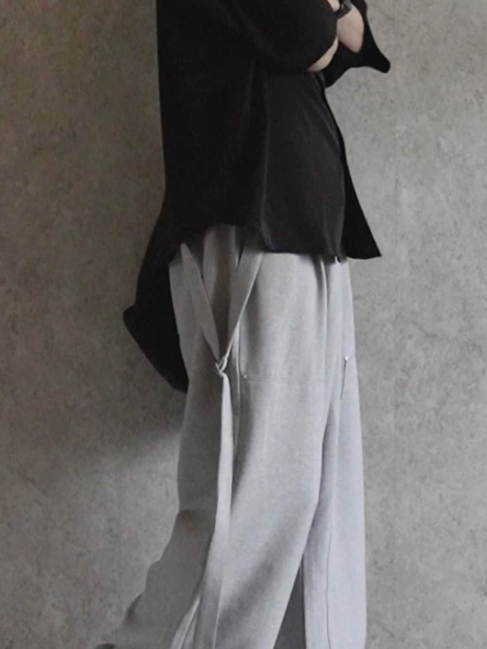 「CASPER JOHNのVarious Dolman Shirts/バリアスドルマンシャツ（シャツ/ブラウス、ブラック系）」を使った、あすさん（メンズ・176cm）の春コーディネートの4枚目の写真