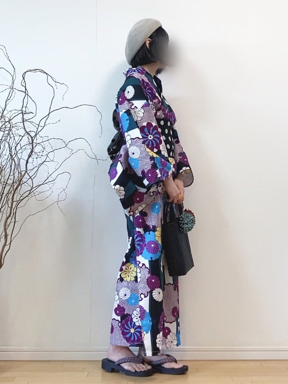 「浴衣、ゆかた、着物、ベレー帽、和装、和服、花柄、レトロ、レトロモダン、お祭り、花火大会、ARMARIA、カラー×コーデ、休日スタイル、ビタミンカラー」|「C.R.E.A.Mの平帯で本格アレンジ 結び方自由自在 ~浴衣コレクション2022 粋~ (浴衣・平帯・下駄 3点セット)(浴衣、その他)」を使った、mikaさん(レディース・155cm)の春コーディネートの2枚目の写真