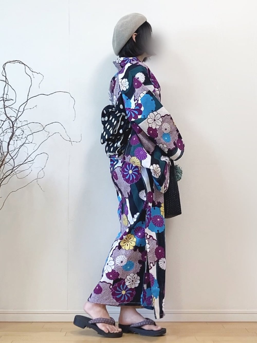 「浴衣、ゆかた、着物、ベレー帽、和装、和服、花柄、レトロ、レトロモダン、お祭り、花火大会、ARMARIA、カラー×コーデ、休日スタイル、ビタミンカラー」|「C.R.E.A.Mの平帯で本格アレンジ 結び方自由自在 ~浴衣コレクション2022 粋~ (浴衣・平帯・下駄 3点セット)(浴衣、その他)」を使った、mikaさん(レディース・155cm)の春コーディネートの3枚目の写真