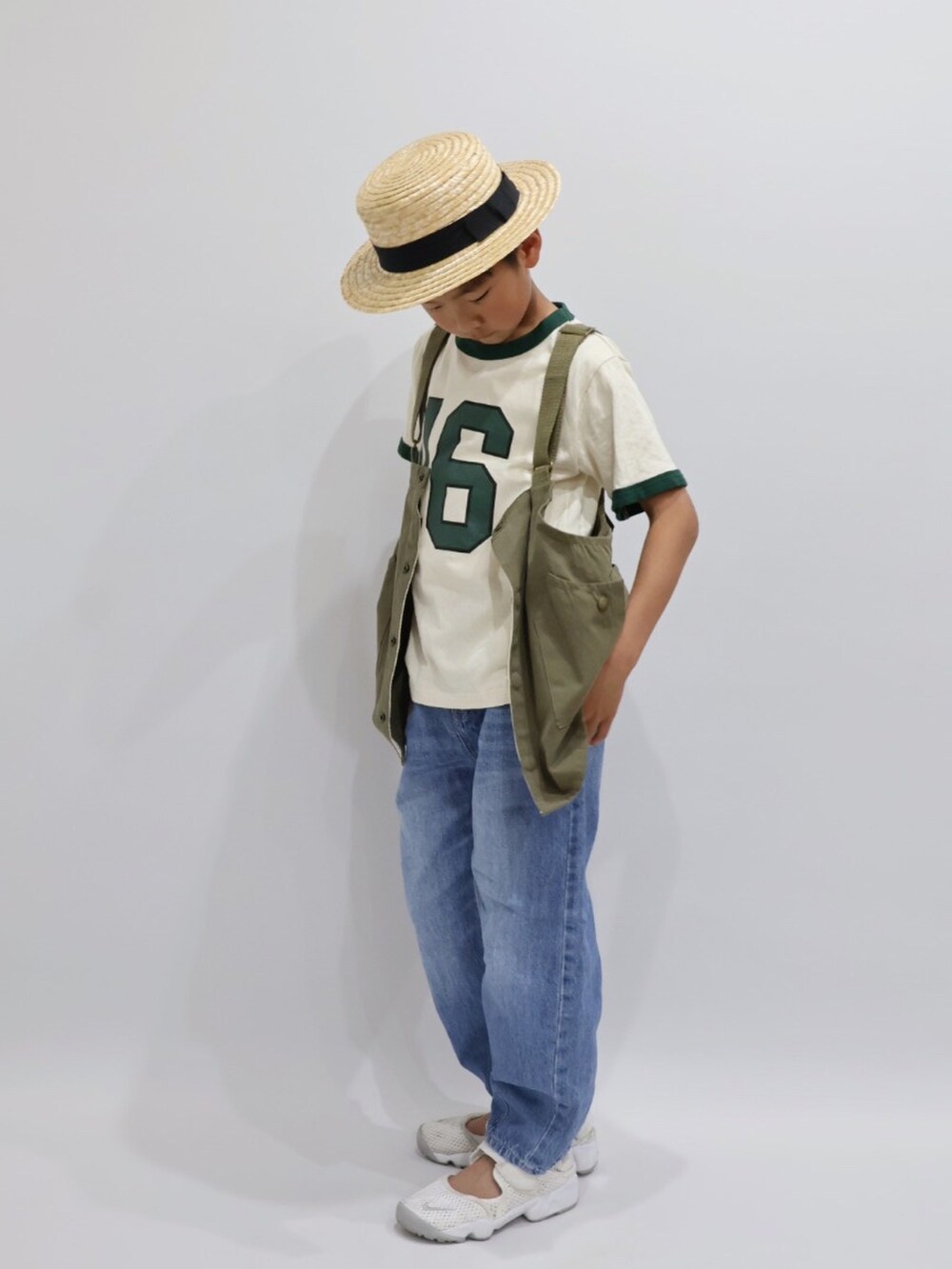 「お出かけコーデ日記、ベスト、カンカン帽、デニム、デニムパンツ、エアリフト、カジュアルコーデ、NIKE、初夏コーデ、春夏コーデ、休日スタイル」｜「西松屋のアイテム（帽子、ベージュ系）」を使った、Nana…Haku…‪‪さん（キッズ・100cm）の春コーディネートの3枚目の写真