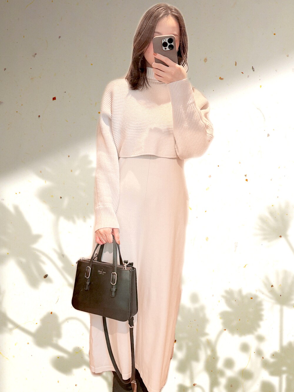 「秋冬コーデ、秋コーデ、大人コーデ、シンプルコーデ、シンプル、低身長、ニットワンピース、ワンピース、ニット、GU、カーキ、ケイト・スペード ニューヨーク(kate spade new york)、ショートブーツ、ORiental TRaffic(ORiental TRaffic)、ホワイト×カーキ」｜「GUのアイテム（ワンピース、ホワイト系）」を使った、suさん（レディース・153cm）の秋コーディネートの2枚目の写真