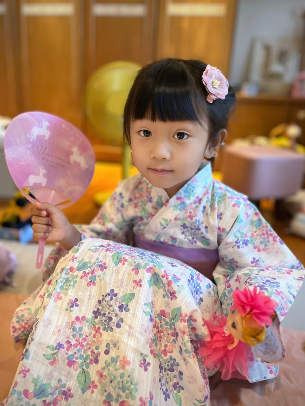「夏コーデ、浴衣子供、カワイイ、あじさい柄、台湾女子、サンリオ、クロミ」｜「GLOBAL WORKのアイテム（ワンピース、ホワイト系）」を使った、𝒮さん（レディース・160cm）の夏コーディネートの3枚目の写真