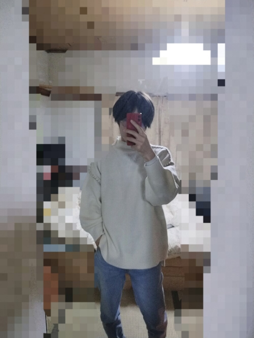 ブラック系のジャケット/アウターを着用したメンズの秋コーディネートの2枚目の写真