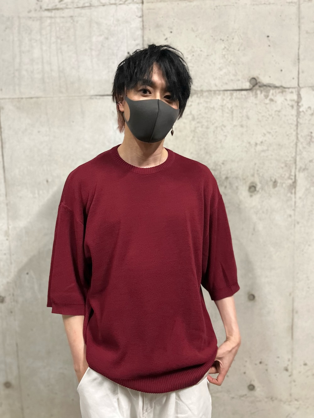「Timberland、union station、Junred、GU、秋コーデ、サマーニット、タンクトップ、デニムパンツ、赤白コーデ、シンプルスタイル、オトナカジュアル、キレイめ、リラックススタイル、デニムコーデ、レッド」｜「UNION STATIONの/ウォッシャブル/ワイドシルエットミラノリブニットカットソー（ニット/セーター、レッド系）」を使った、アムネシアさん（メンズ・176cm）の秋コーディネートの3枚目の写真
